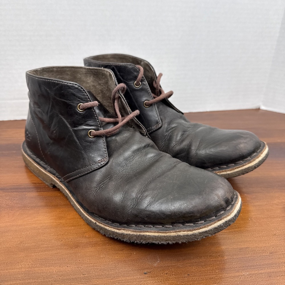 UGG Leighton Men's Chukka Boots Size 10.5 Leather Chocolate Brown 3275